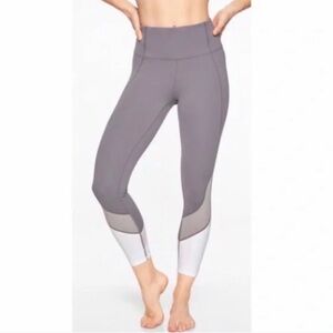 Athleta - Salutation 7/8 Leggings - Grey and White